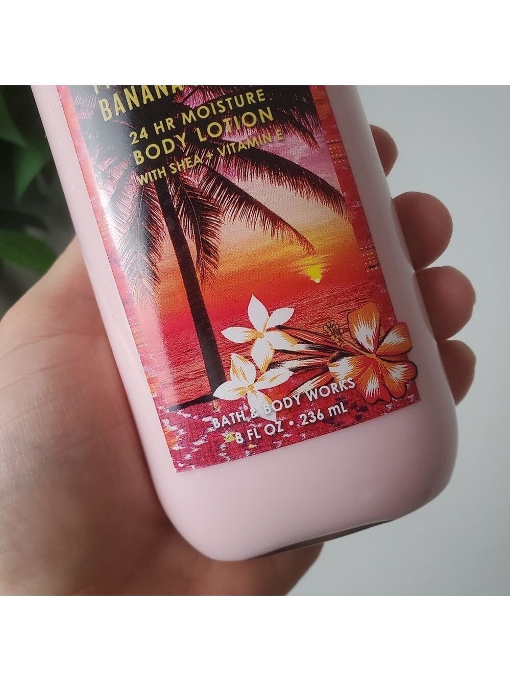 Bath & Body Works Bahamas Passionfruit Banana Flower Lotion - Picture 3 of 7